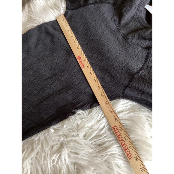 Lululemon Women's Rest Less Pullover Hoodie Textured Activewear Running Black - Picture 11 of 12